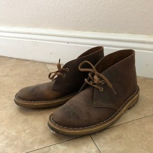 Women Clarks Dark Brown Desert Boot / Size 6